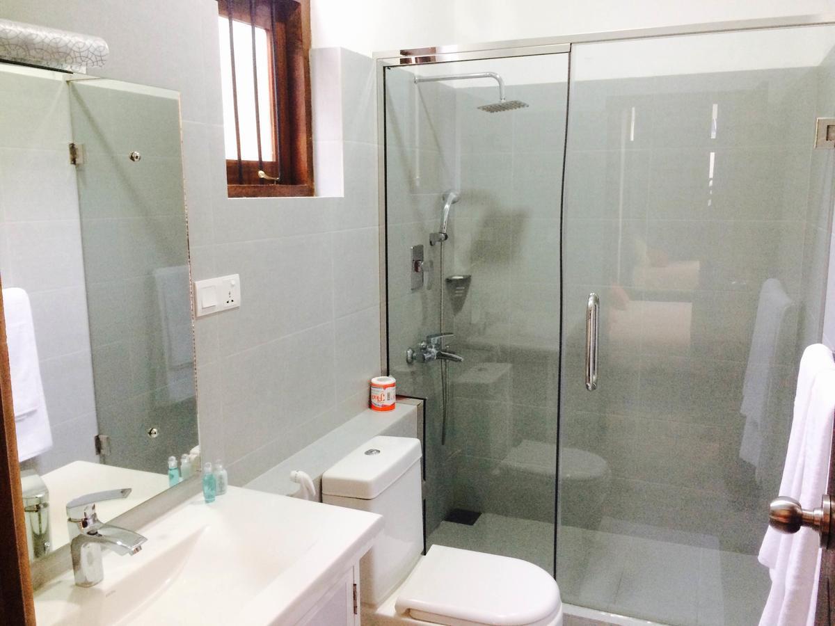 Sea Breeze Deluxe Inn Негомбо Екстер'єр фото