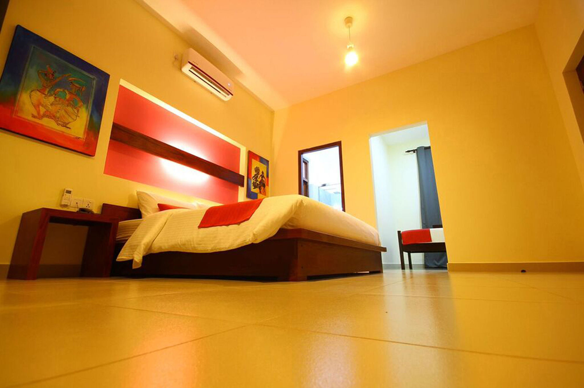 Sea Breeze Deluxe Inn Негомбо Екстер'єр фото